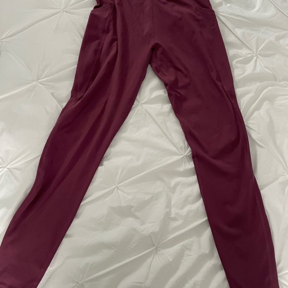 Alphalete Women's Leggings - Picture 2 of 3